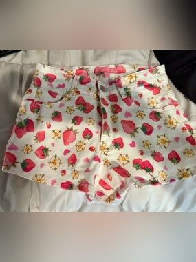Dolls kill xStrawberry shortcake Print Cotton Shorts - Pink & White